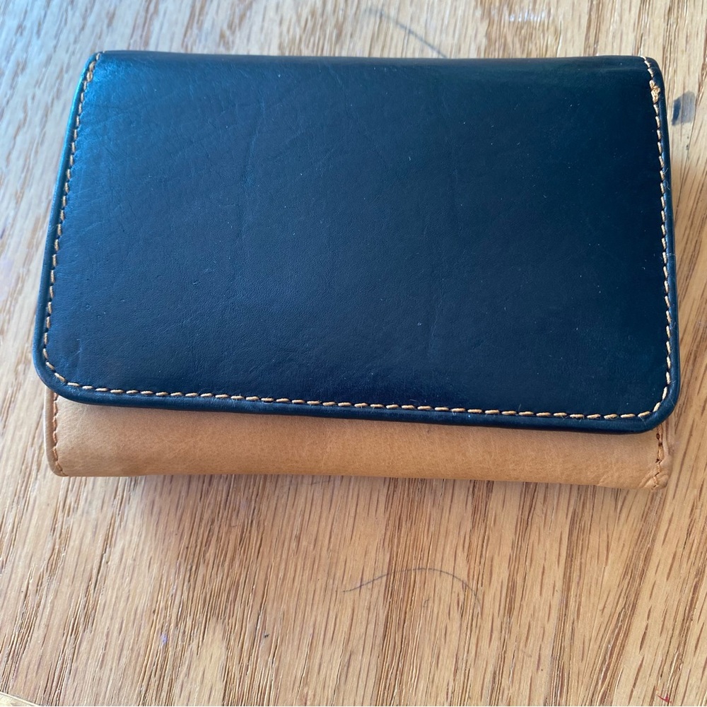 Leather trifold black/camel wallet EUC